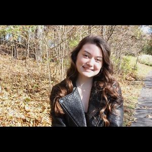 Meet your Posher, Marisa